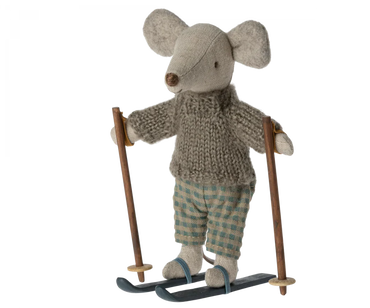 Winter Mouse With Ski Set