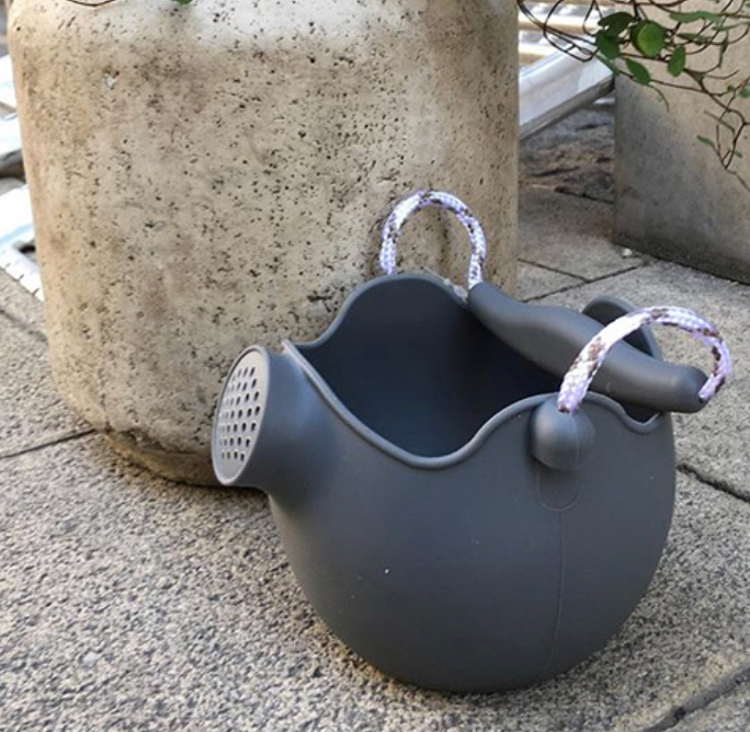 Scrunch Watering Can with Rope